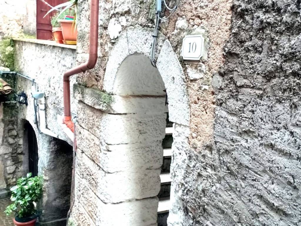 Appartamento a Fiuggi in Via dei Gelsi - Foto 2