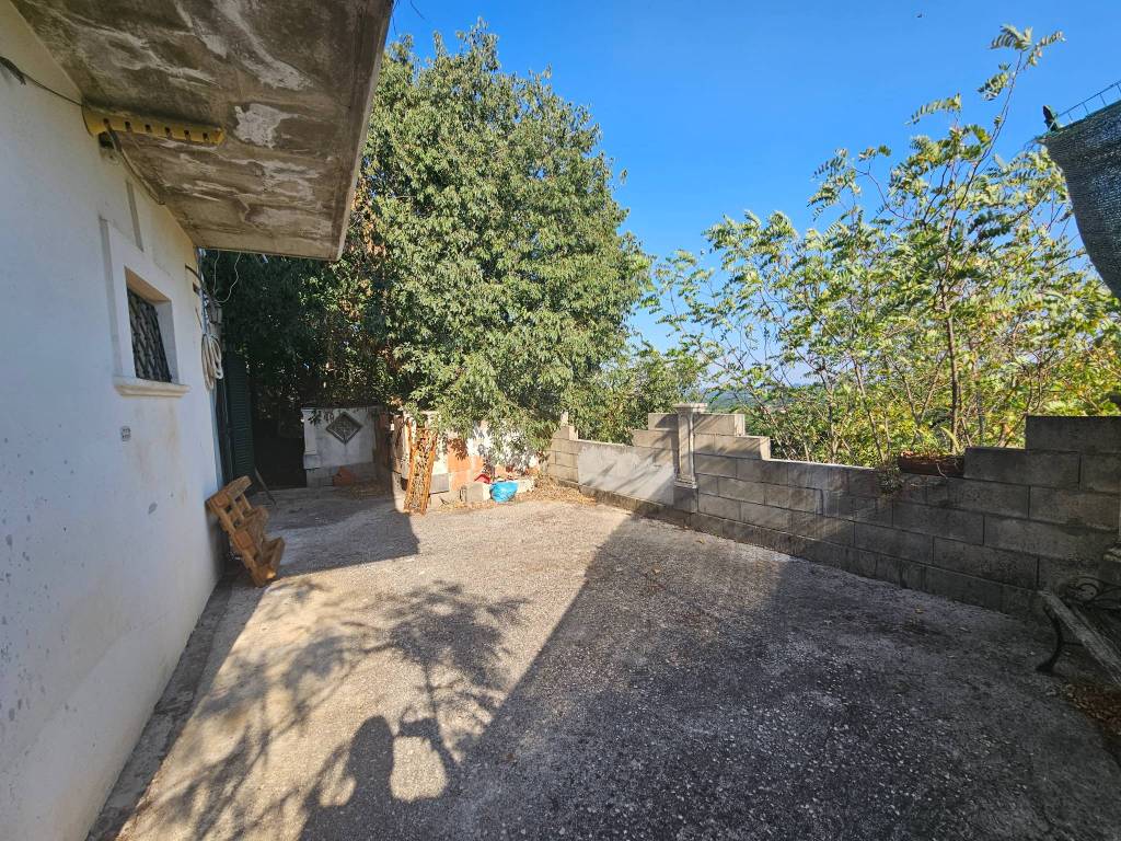 Casa indipendente a Alatri in Via Casette Tecchiena - Foto 5