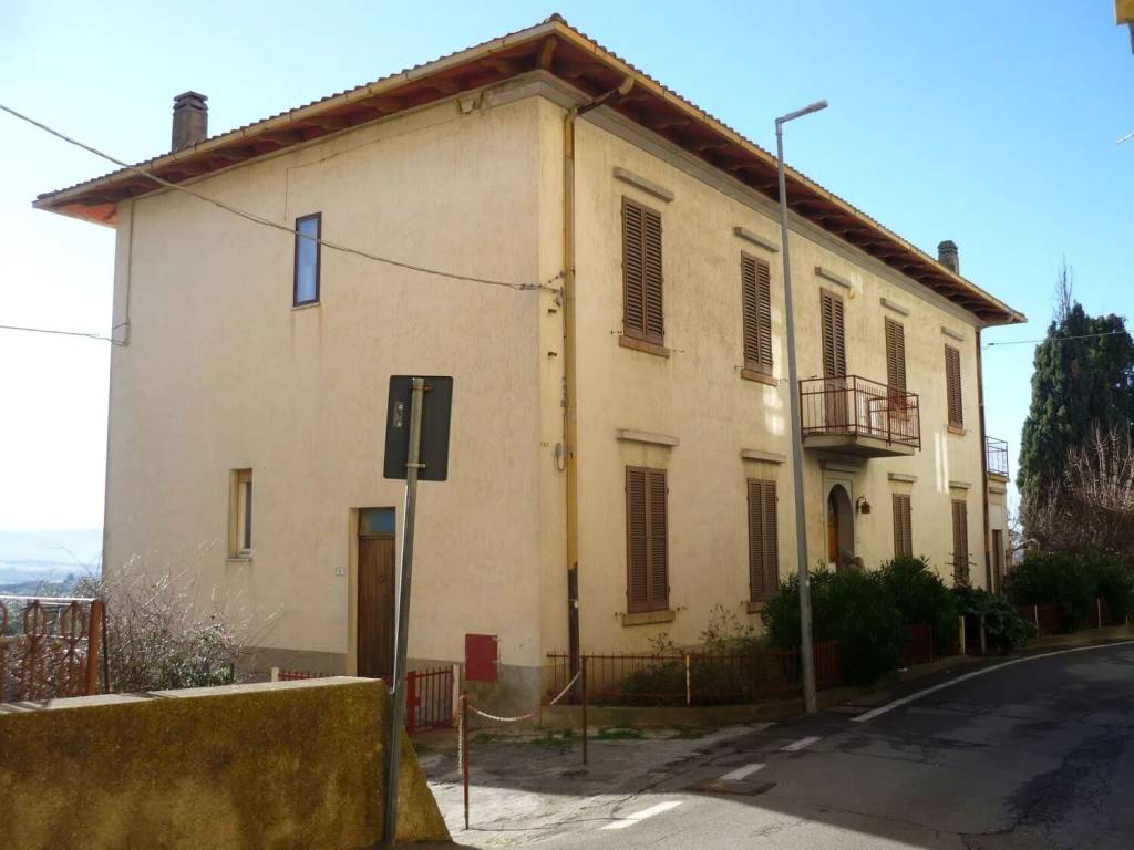 Villa a Cinigiano in Via Circonvallazione S.N.C. - Foto 2