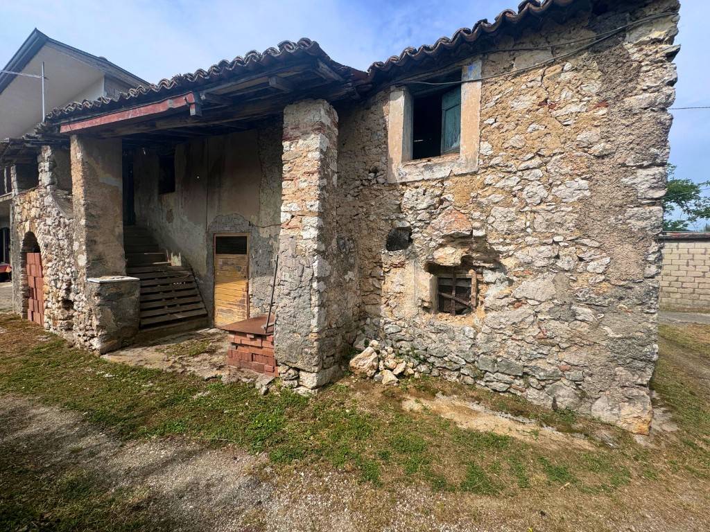 Rustico / casale a Alatri in Via del Frantoio - Foto 2