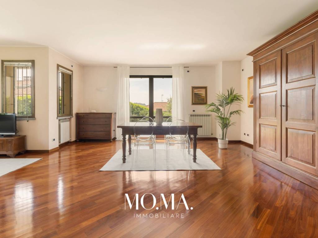 Villa a Oggiono in Via Aldo Moro - Foto 2