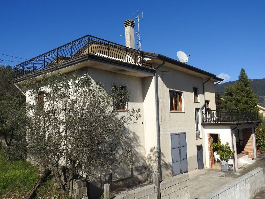 Casa indipendente a Alatri in Strada Regionale 155 - Foto 2