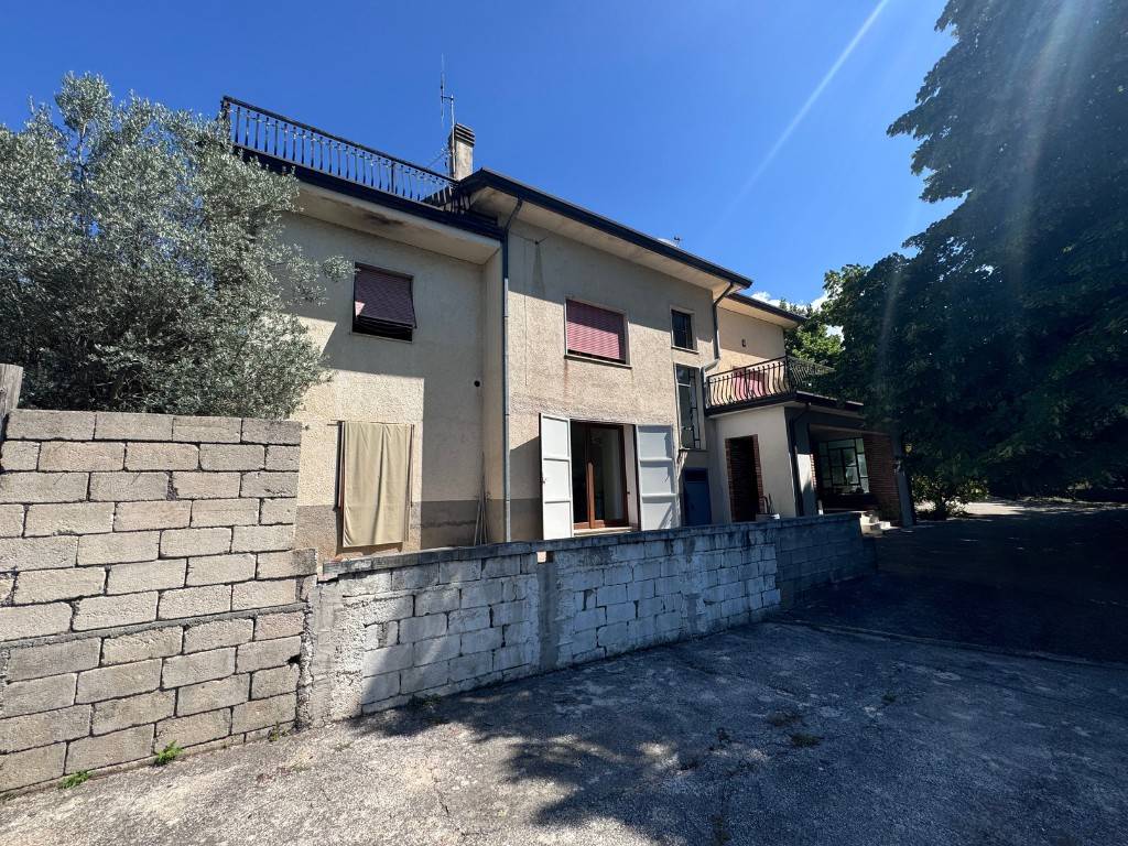 Casa indipendente a Alatri in Strada Regionale 155 - Foto 3