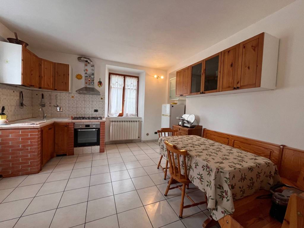 Villa a Castelnuovo magra in Via Caprignano, 11 - Foto 4