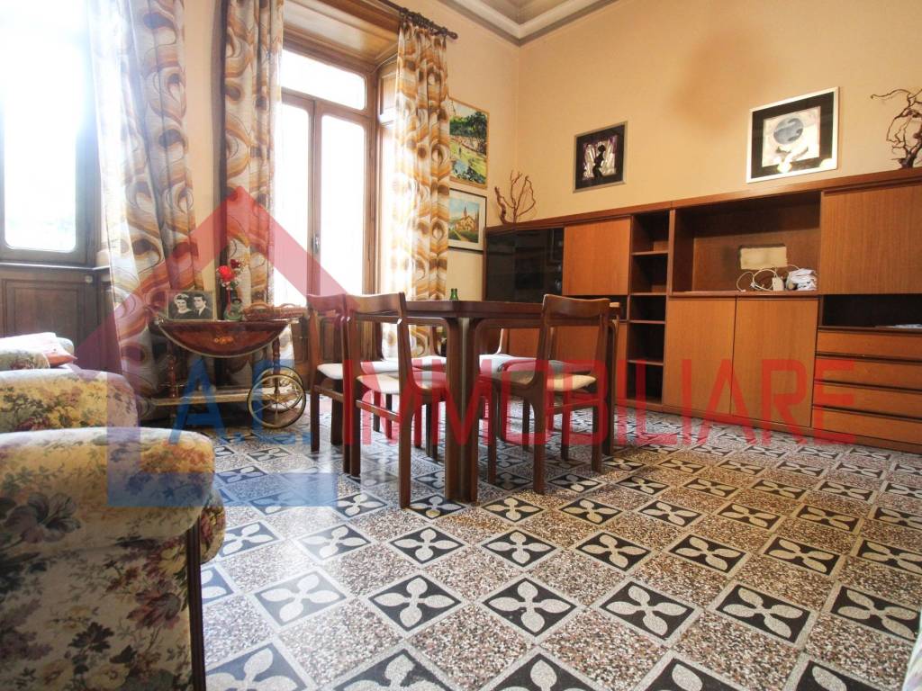 Appartamento a Golasecca in Via Vittorio Veneto, 23 - Foto 4