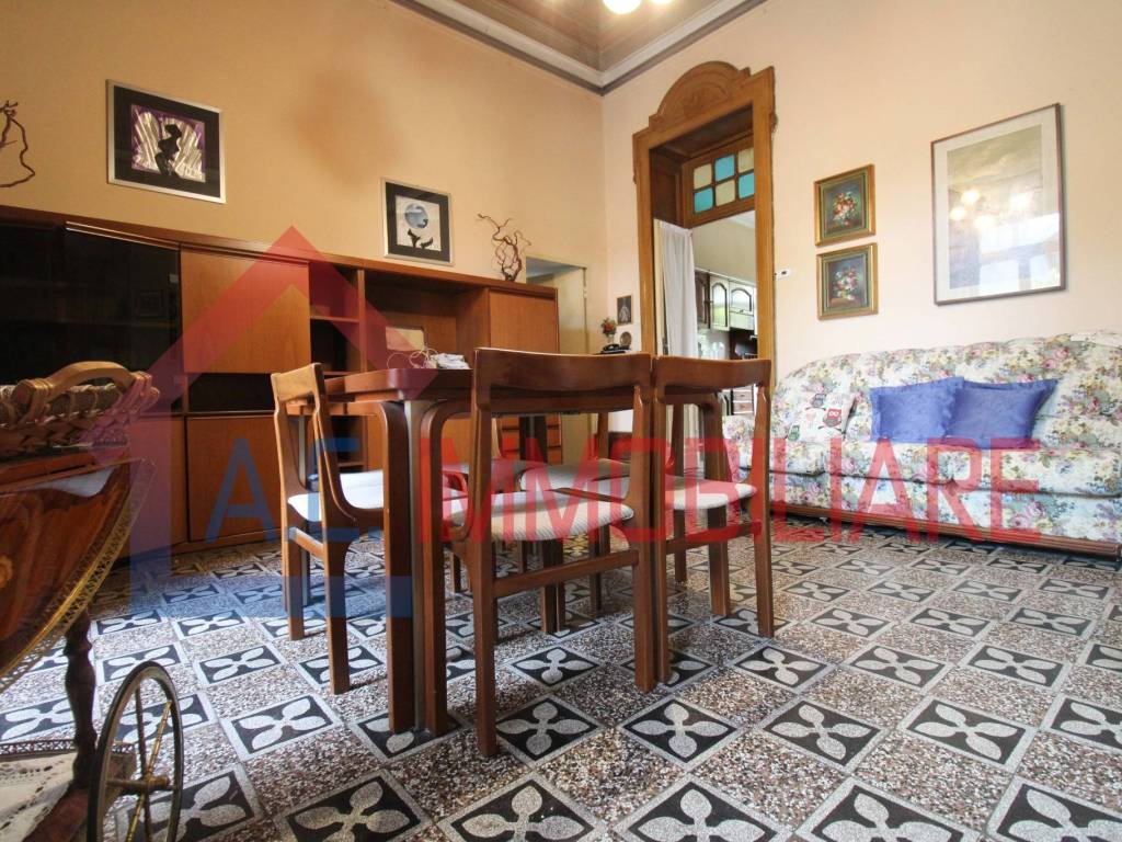 Appartamento a Golasecca in Via Vittorio Veneto, 23 - Foto 5