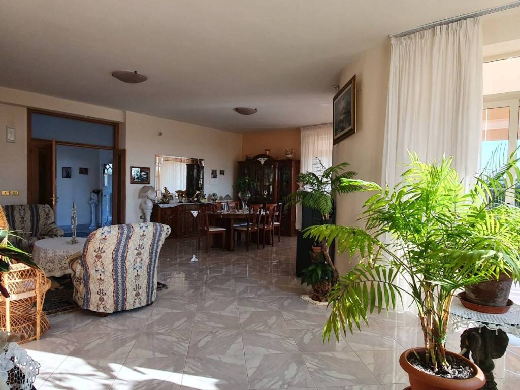 Villa a Maddaloni in Via Aldo Moro, 32 - Foto 5
