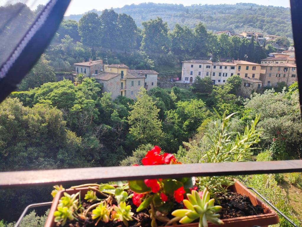 Appartamento a Loro ciuffenna in Via Corce, 5 - Foto 2