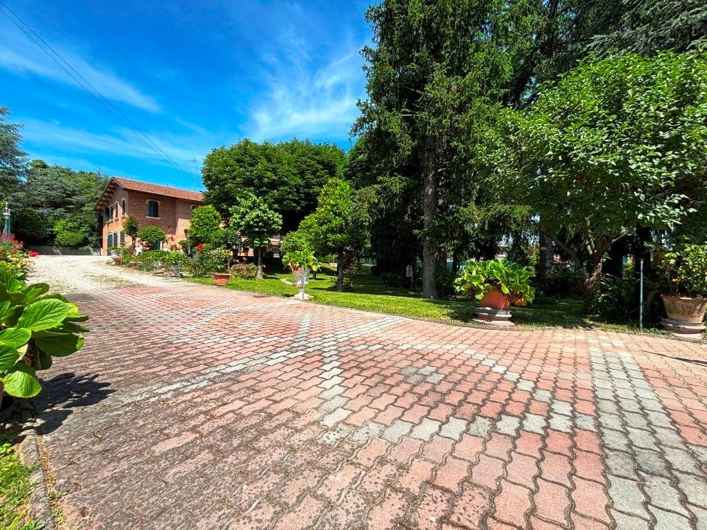 Villa a Castelvetro di modena in Via Sinistra Guerro - Foto 2