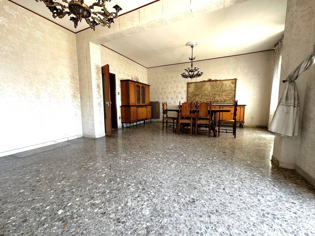 Appartamento a Maddaloni in Via Nino Bixio, 166 - Foto 2