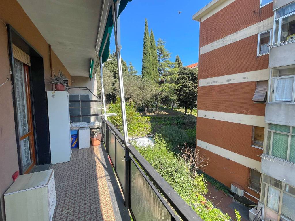 Appartamento a Savona in Via Giovanni Tissoni - Foto 4