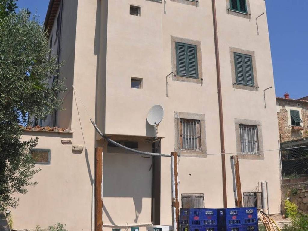 Appartamento a Castagneto carducci in Piazza Bionda Maria - Foto 4
