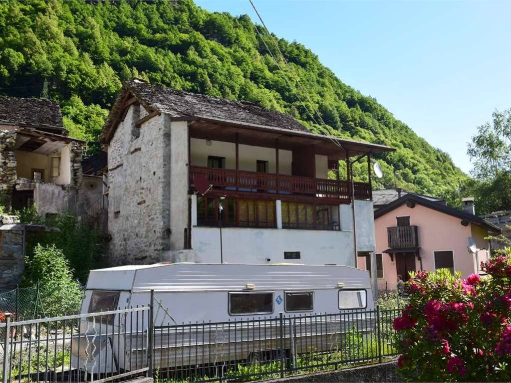 Appartamento a Bannio anzino in via San Pietro, 14 - Foto 2