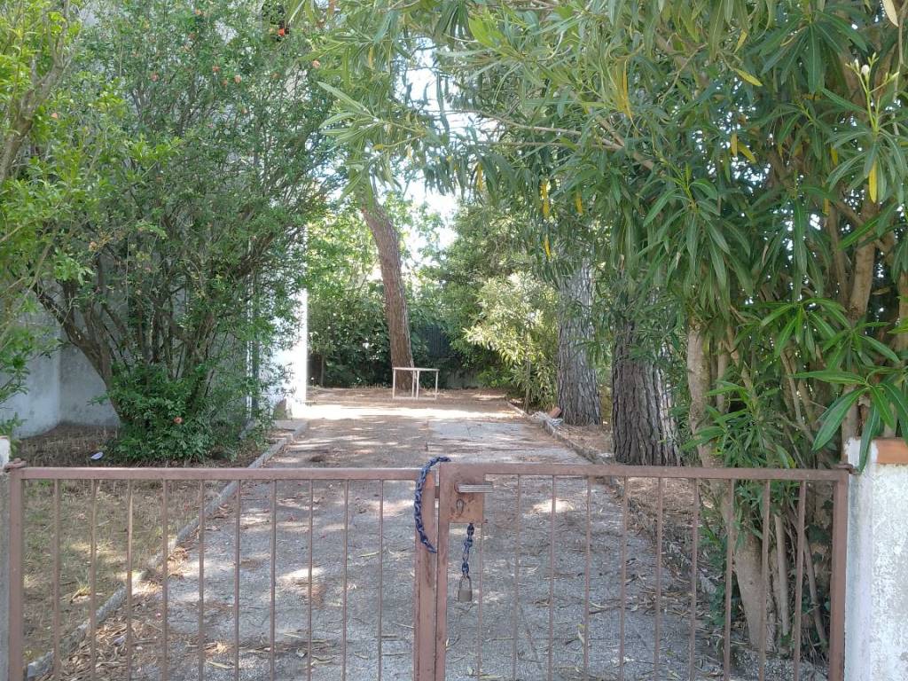 Villa a Comacchio in Viale Vincenzo Bellini, 2 - Foto 2