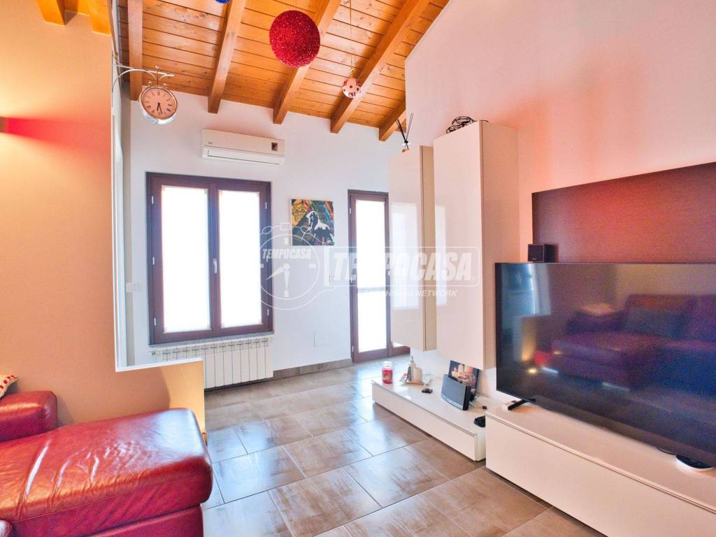 Appartamento a Romentino in Vicolo degli Orti - Foto 3