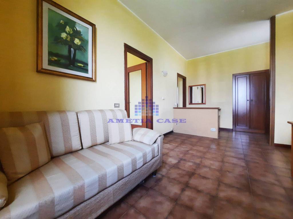 Appartamento a Verderio in Via per Cornate - Foto 5