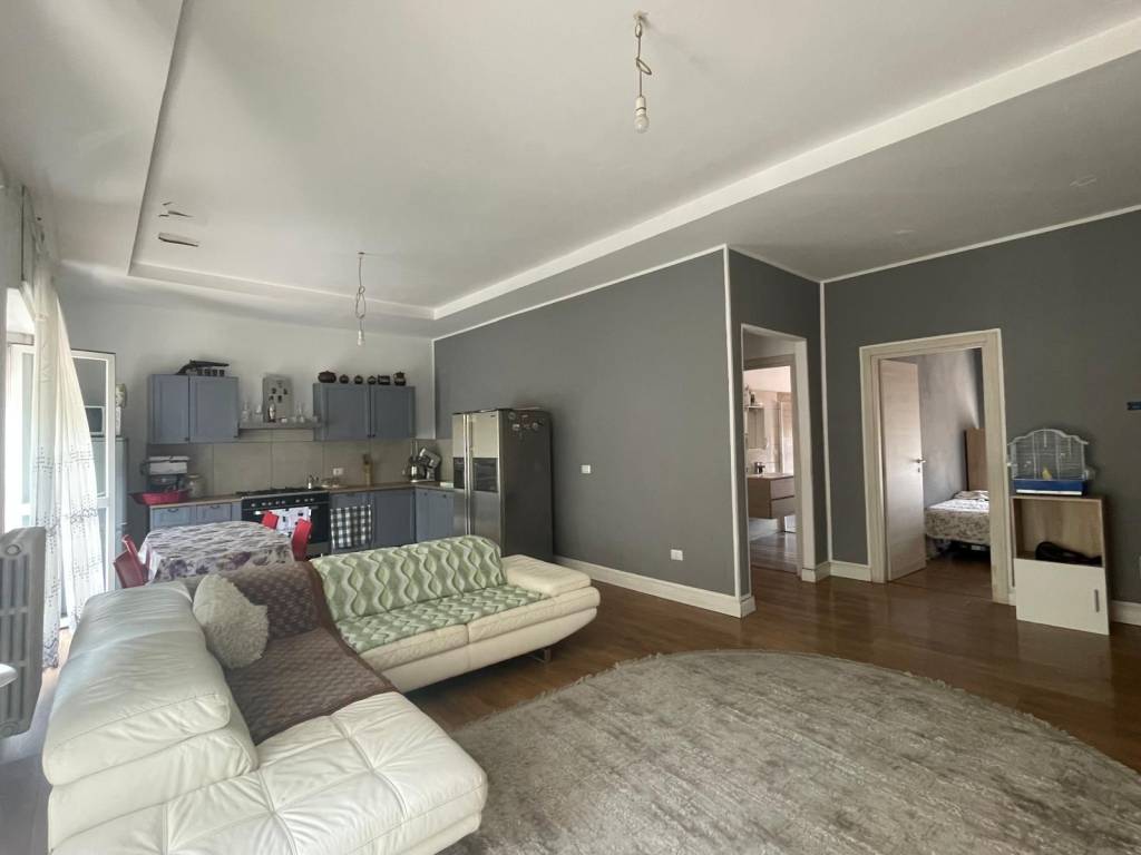Appartamento a Asti in Corso Luigi Einaudi - Foto 2