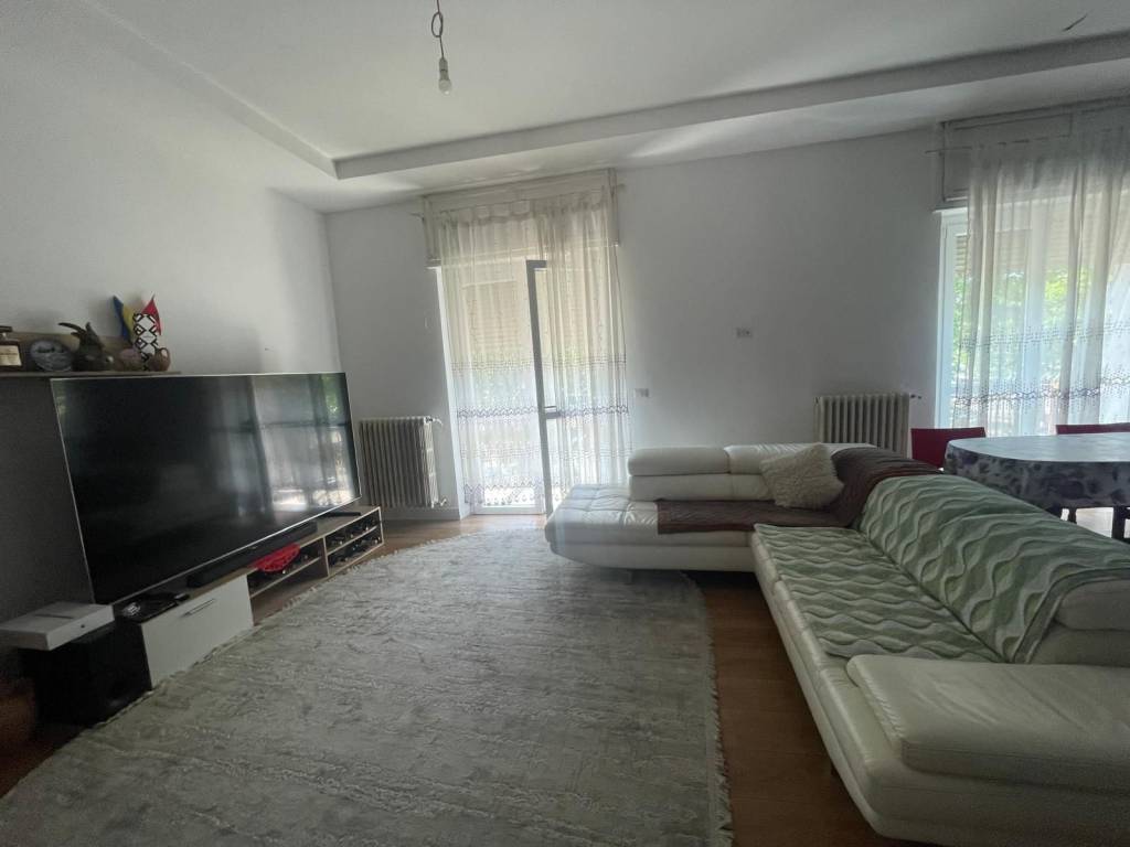 Appartamento a Asti in Corso Luigi Einaudi - Foto 3