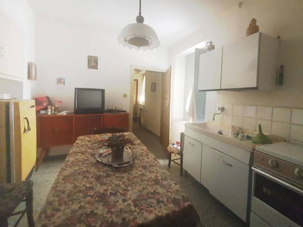 Appartamento a Acquapendente in Via Piaggia Sant'Angelo - Foto 2