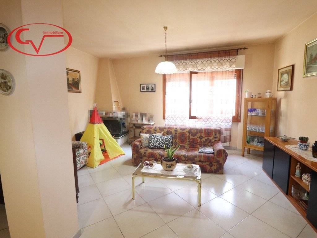 Casa indipendente a Montevarchi in Via Leona - Foto 2