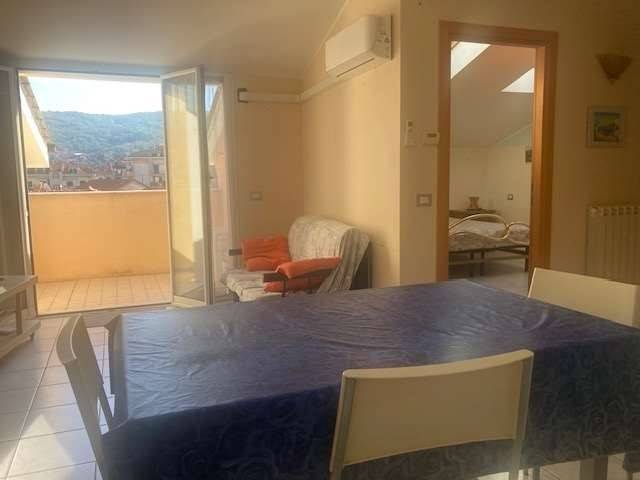 Appartamento a Albenga in Via Cavalier Perseghini - Foto 2