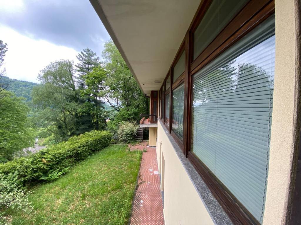 Villa a Valganna in Via Gerolamo Isella, 4 - Foto 3