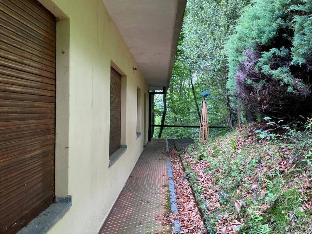 Villa a Valganna in Via Gerolamo Isella, 4 - Foto 4