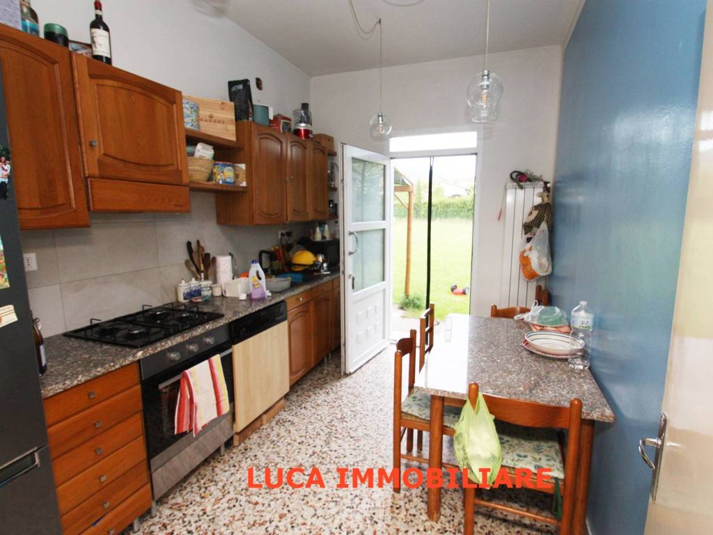 Villa a Buggiano in Via 25 Aprile, 44 - Foto 2