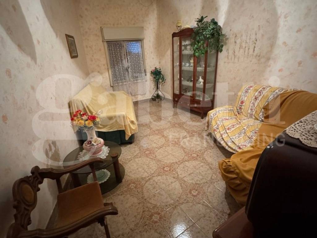 Palazzo / stabile a Pietraperzia in VIA MINICONE , 39 - Foto 3