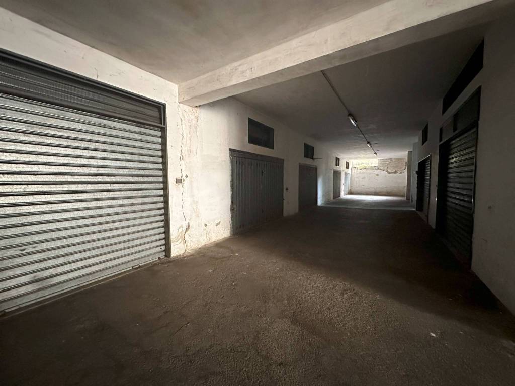 Box / garage a Angri in Corso Vittorio Emanuele - Foto 4