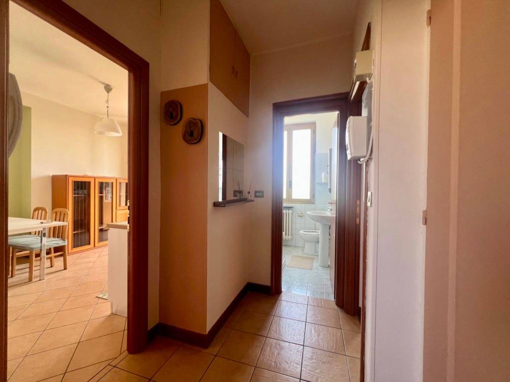 Appartamento a Biella in Via Carlo Felice Trossi, 6 - Foto 2