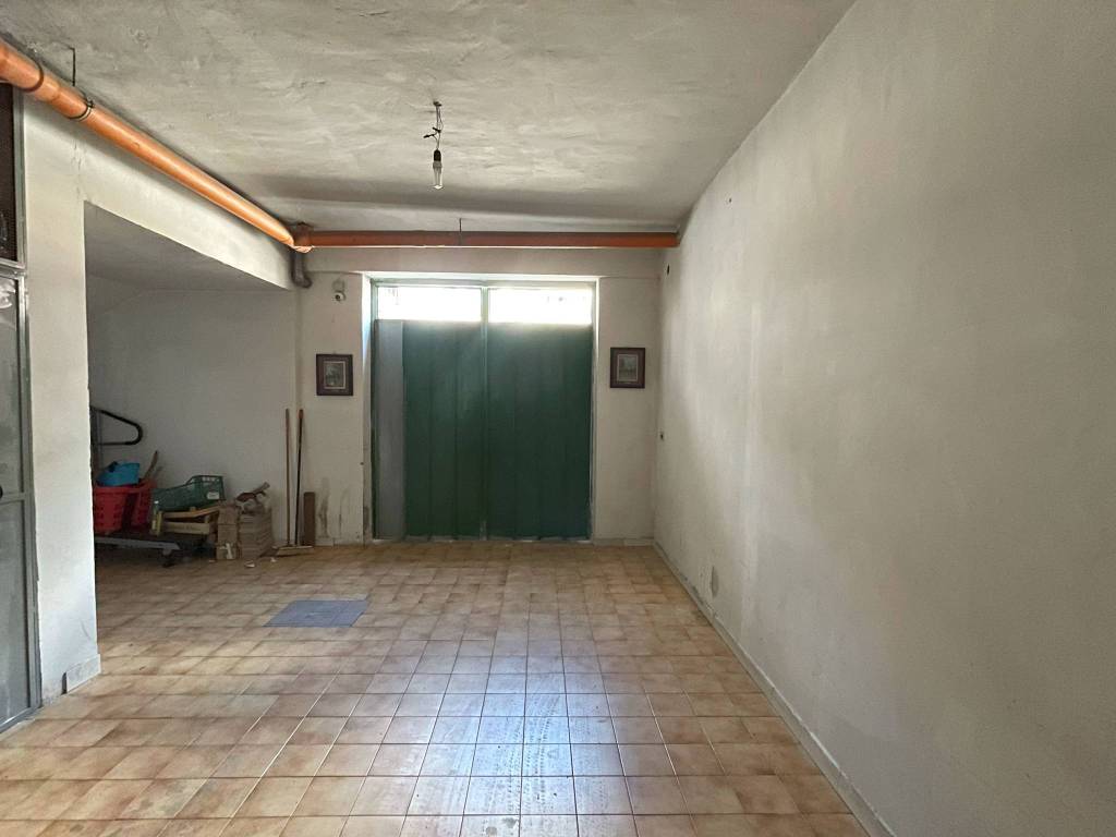 Box / garage a Scafati in Via Francesco Bonaduce - Foto 3