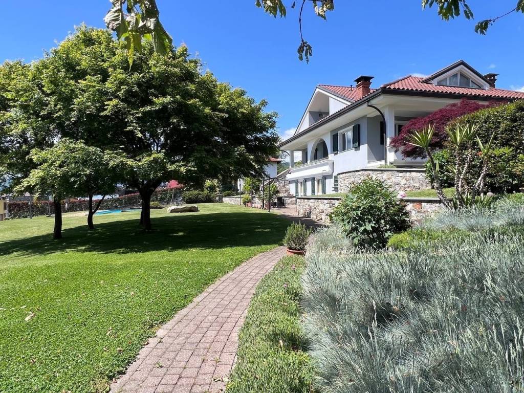 Villa a Arizzano in Via Meschiavino, 23 - Foto 4