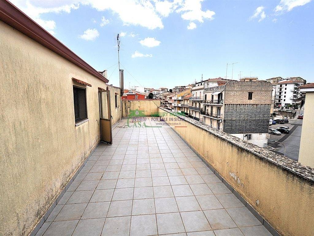 Casa indipendente a Ragusa in Corso Vittorio Veneto - Foto 2