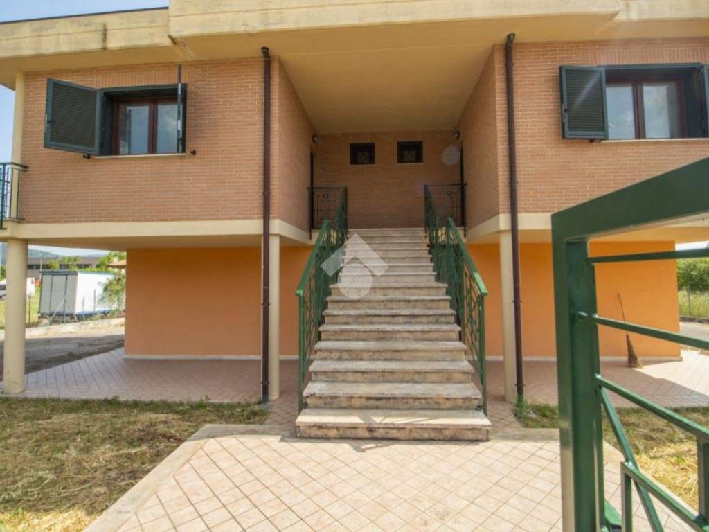 Casa indipendente a Rieti in Via Claudio Torda, 17 - Foto 3