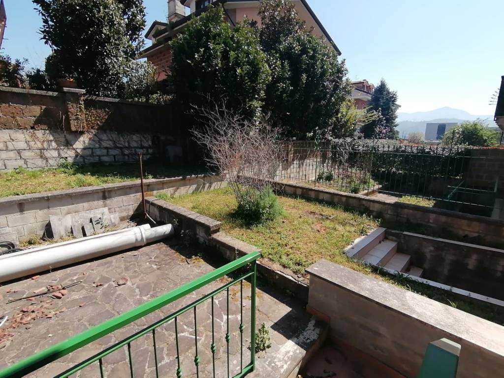 Villa a Avellino in Via Manlio Rossi Doria, 16 - Foto 4