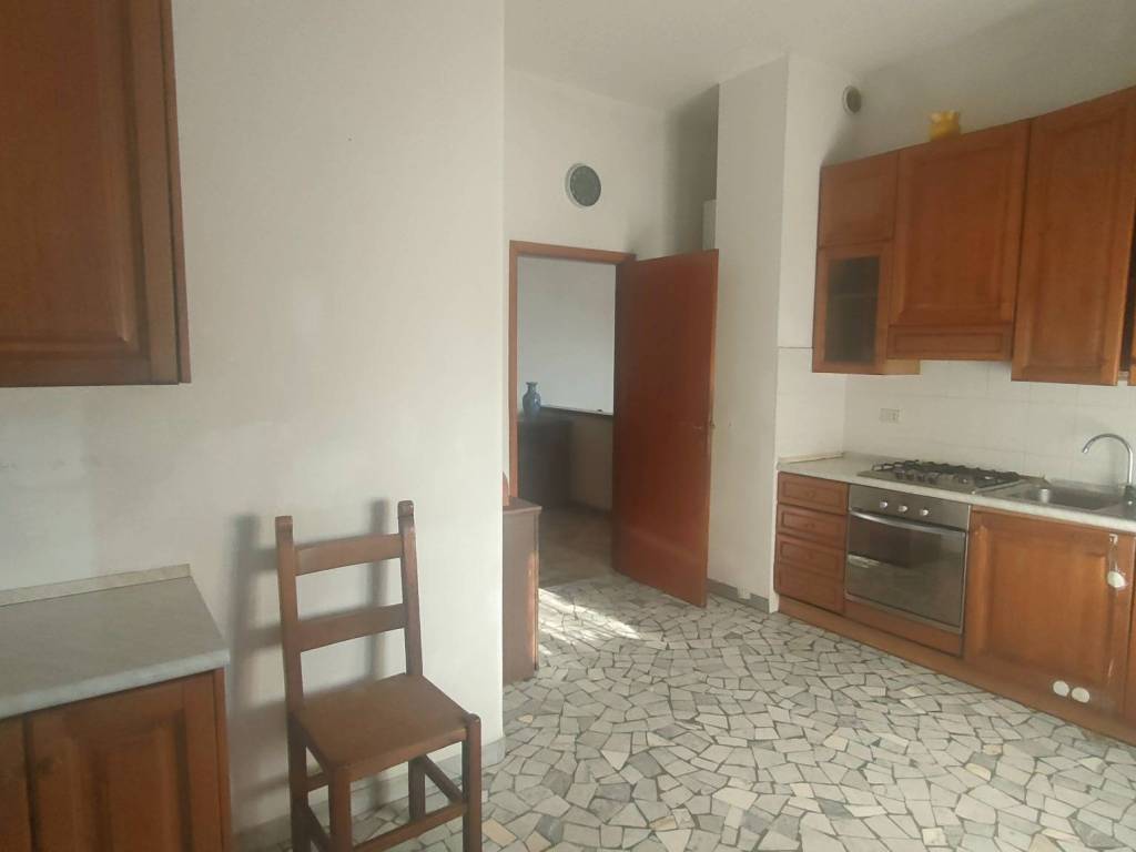 Appartamento a Prato in Via Ermolao Rubieri - Foto 5