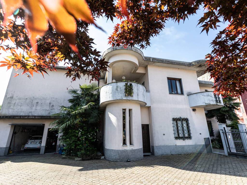 Villa a Trecate in Via Madonna delle Grazie, 46 - Foto 2