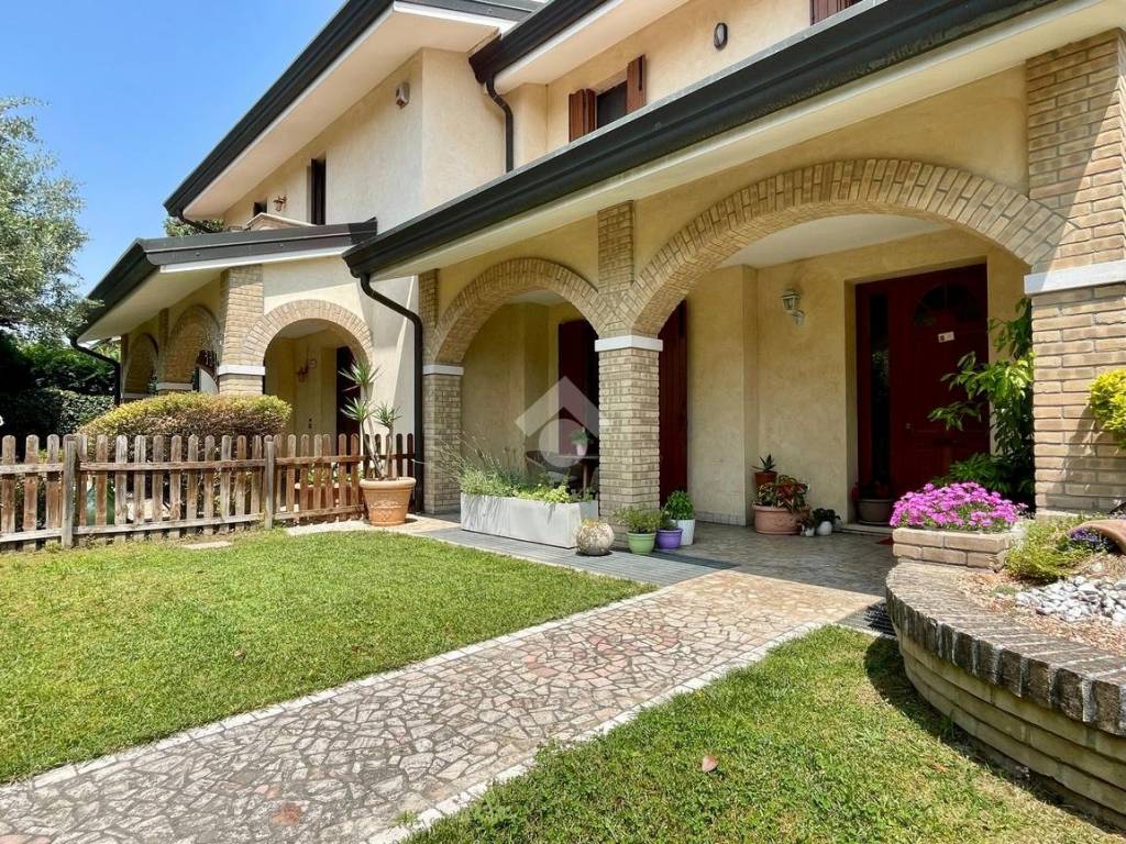 Villa a Selvazzano dentro in Via Abano - Foto 2