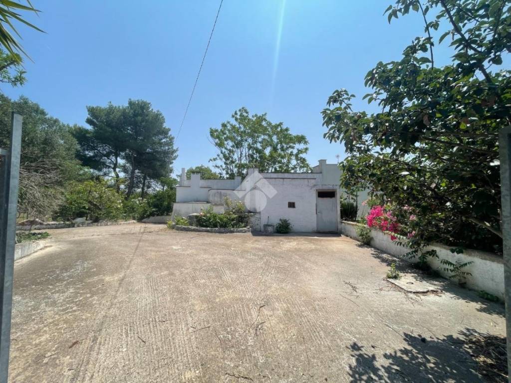 Villa a Ceglie messapica in Contrada Ulmo - Foto 3