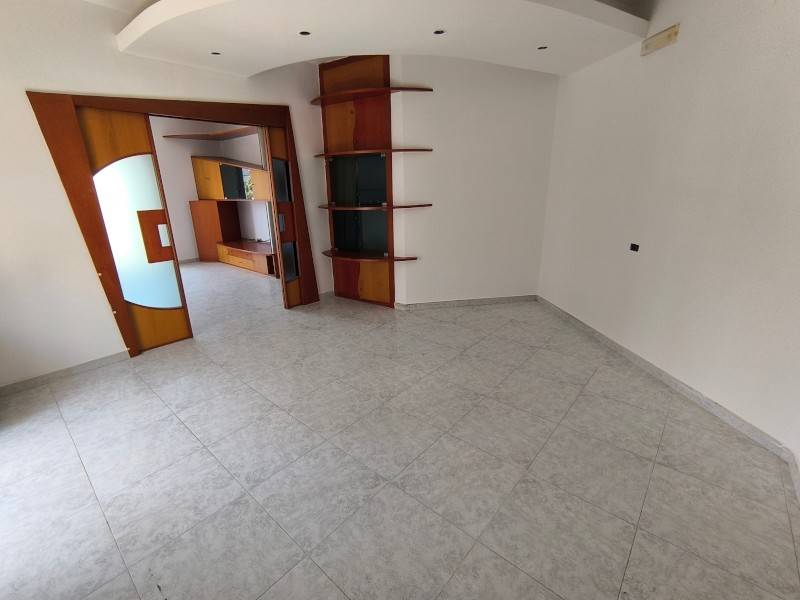 Appartamento a Bitetto in Via Filippo De Species, 1 - Foto 2