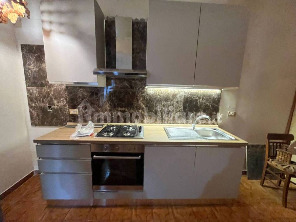 Appartamento a Montepaone in Via Camillo Benso di Cavour - Foto 4