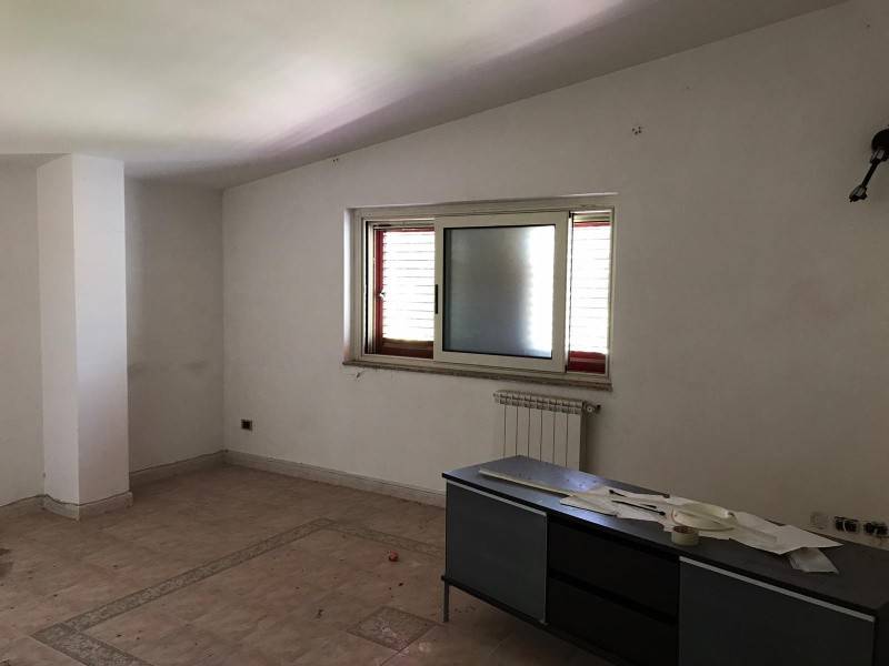 Appartamento a Maddaloni in Via Ponti della Valle - Foto 5