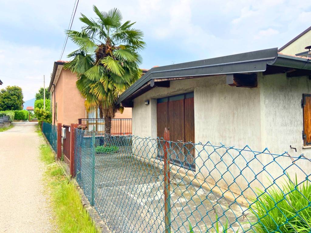 Villa a Induno olona in Via Arno, 16 - Foto 3