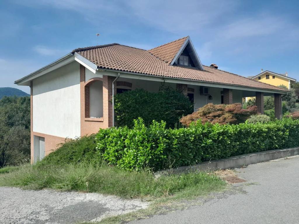 Villa a Cassinelle in Località Mornesa, 2 - Foto 2