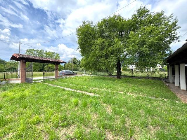 Villa a Aviano in Via 4 Novembre, 33 - Foto 2