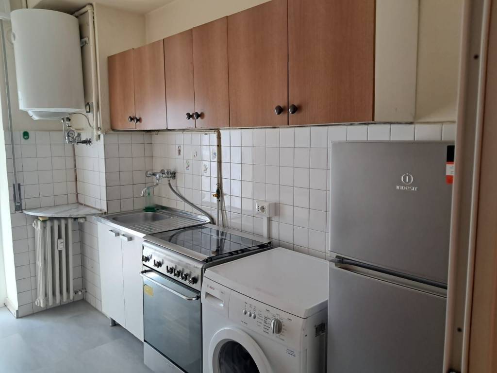 Appartamento a Erba in Via Giacomo Leopardi, 10 - Foto 4
