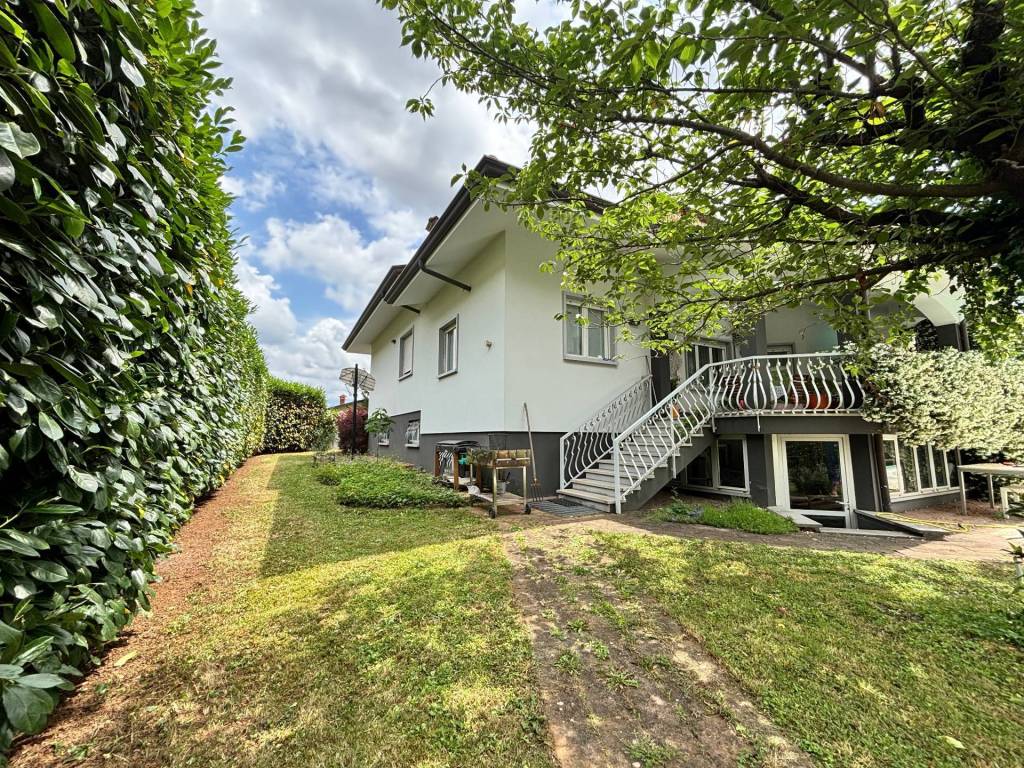 Villa a Gorizia in Via Brigata Re - Foto 2