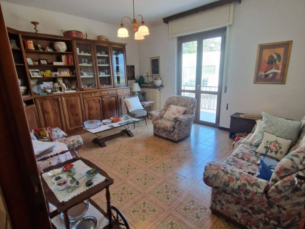 Appartamento a Omegna in Via Privata Filippo Turati - Foto 2