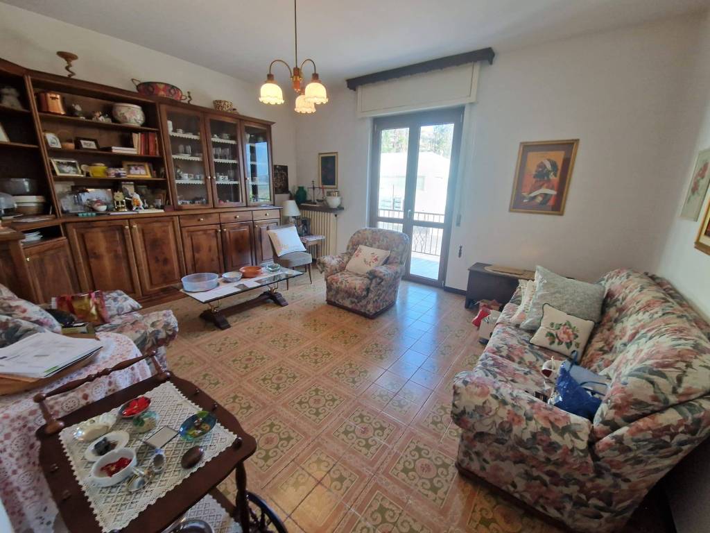Appartamento a Omegna in Via Privata Filippo Turati - Foto 3